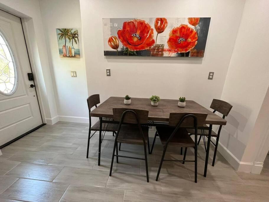 Port St. Lucie Port Saint Lucie A Little Piece Of Heaven- Peaceful Lake View Apartment- 1 Min From I95 And Turnpike מראה חיצוני תמונה