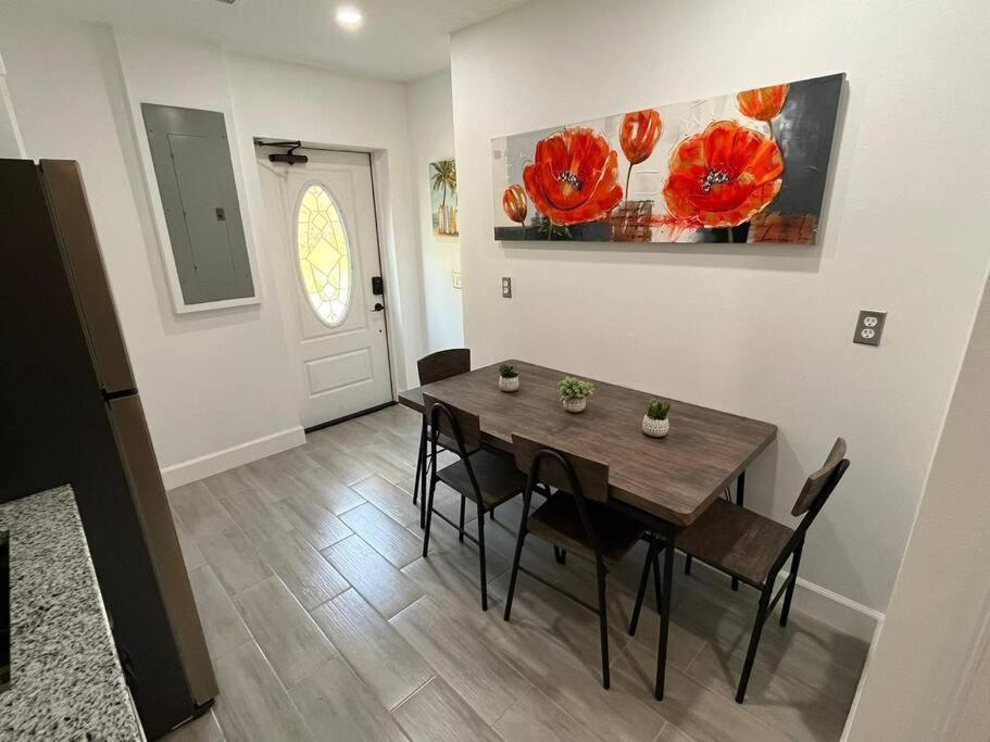 Port St. Lucie Port Saint Lucie A Little Piece Of Heaven- Peaceful Lake View Apartment- 1 Min From I95 And Turnpike מראה חיצוני תמונה